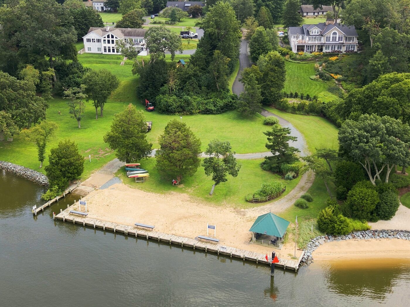 Kinnairds Point community beach and pier